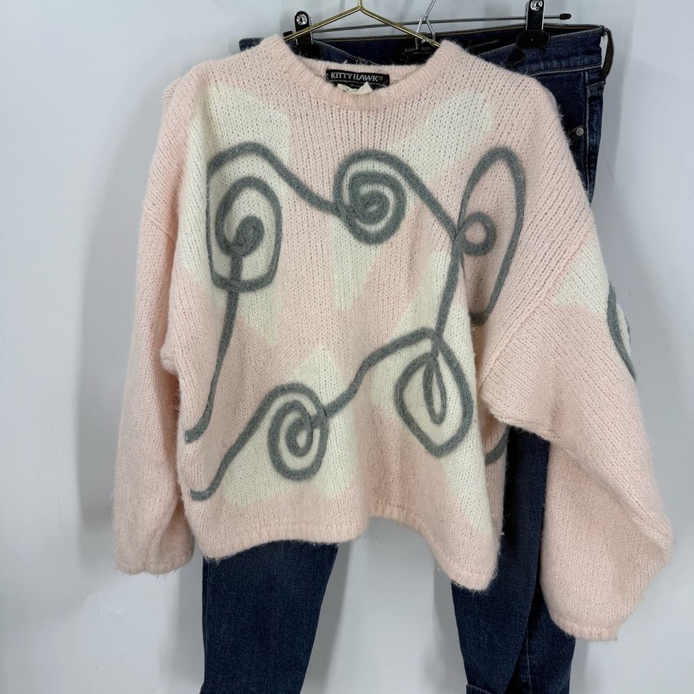 Kitty Hawk vintage textured artsy print soft cozy Pink and Gray Sweater M